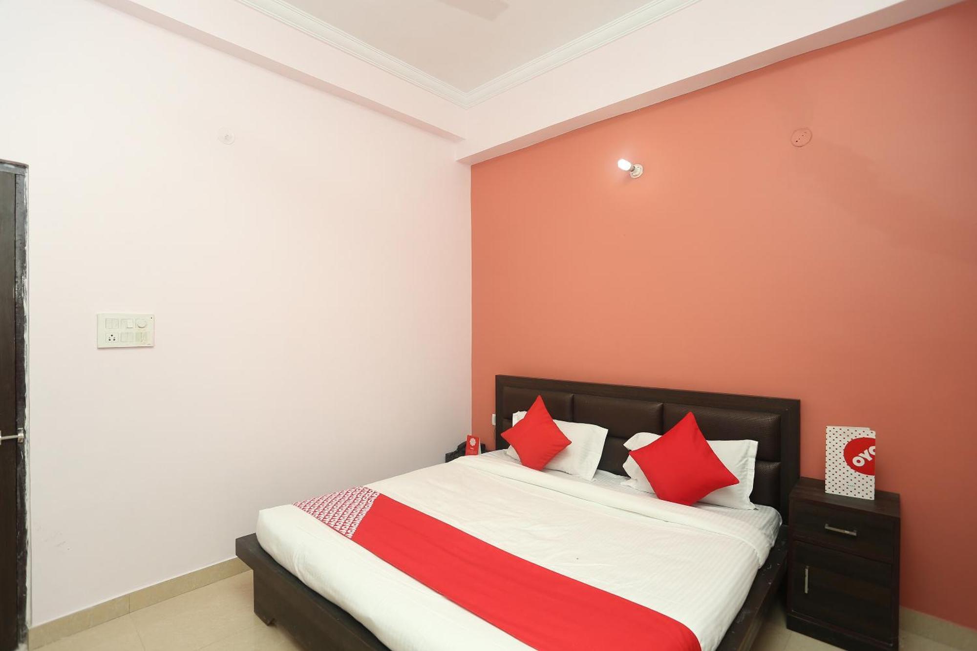 فندق Oyo Flagship 17204 Vrindawan Galaxy كانبور المظهر الخارجي الصورة